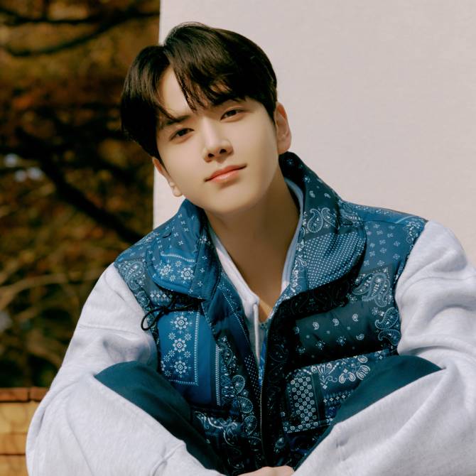 Most recent profile image for THE BOYZ YOUNGHOON