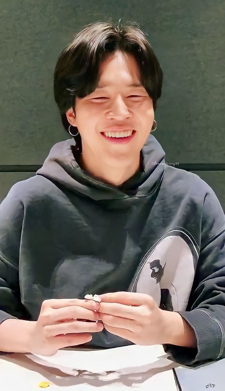 BTS Community Post - #jimin 💜love you 💜💜💜💜