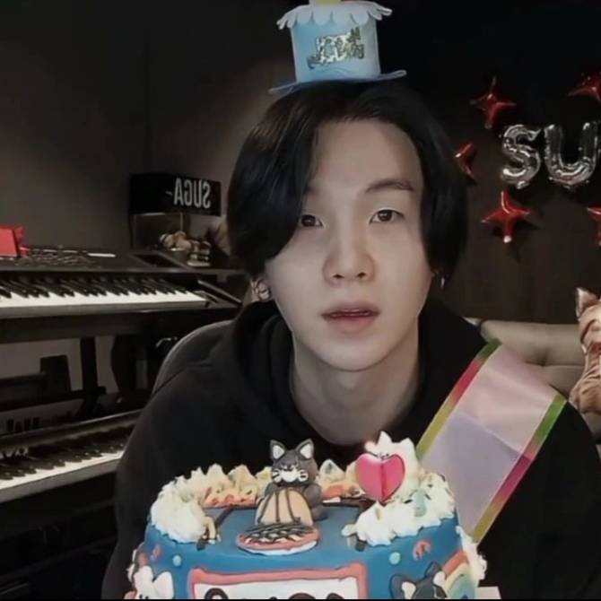 BTS Community Posts HAPPY BIRTHDAY YOONGI AHH HAPPY 30 TO YOU MEOWW bts-community-posts-happy-birthday-yoongi-ahh-happy-30-to-you-meoww