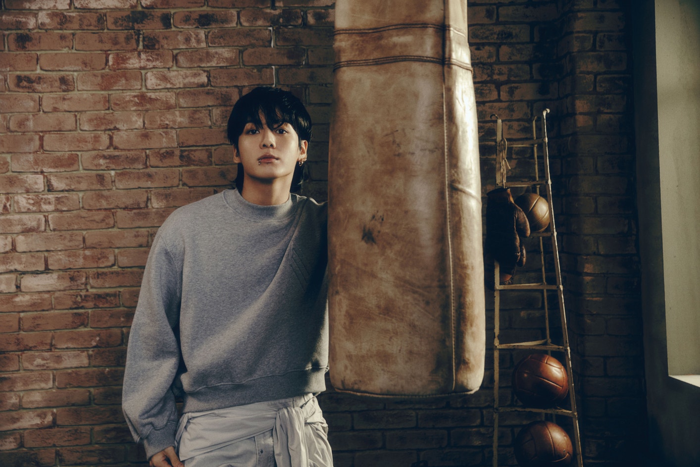 BTSJUNGKOOK GOLDENボンバージャケット【M】新品未使用ジョングク （韓 