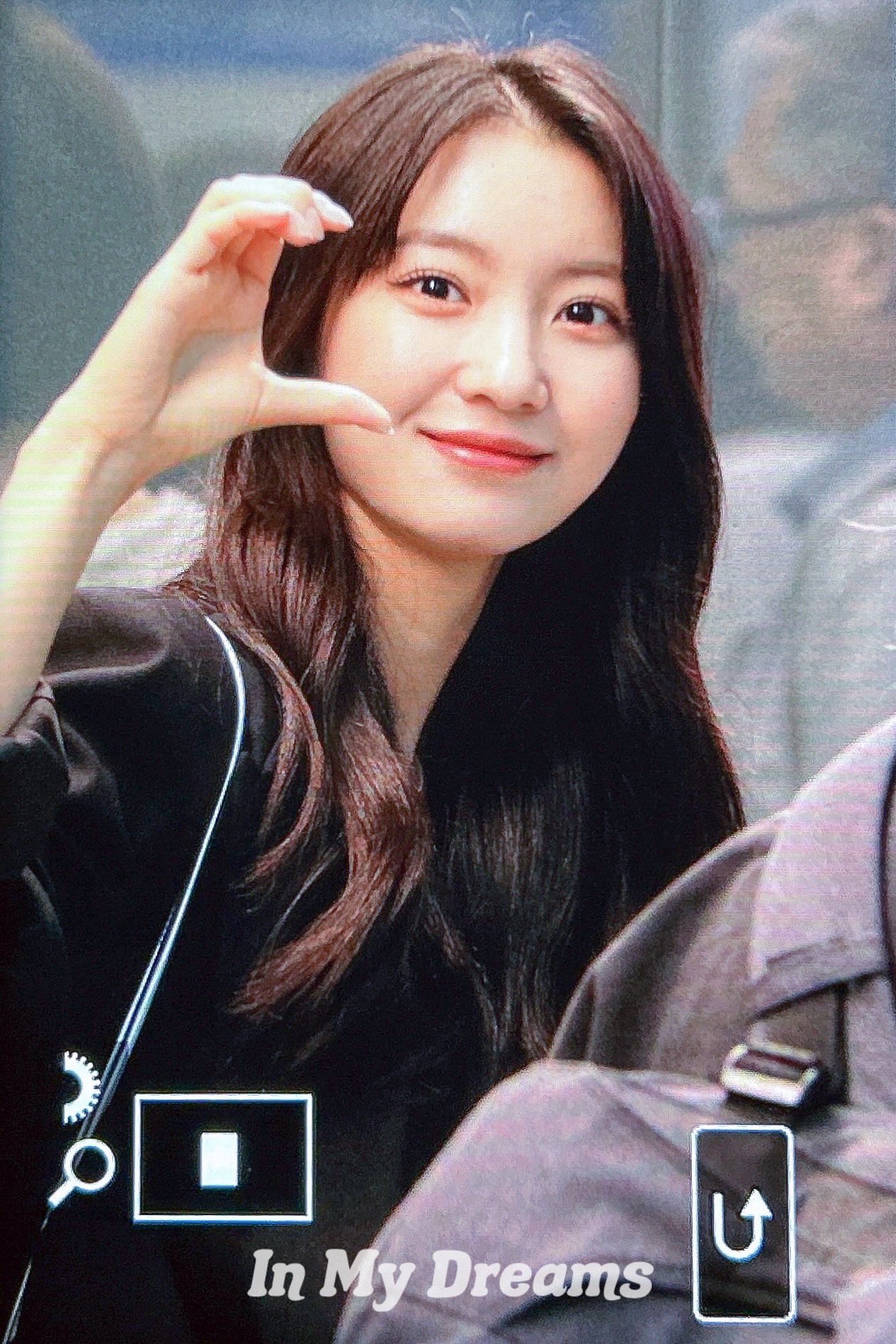 Oh My Girl Community Posts - 문자 주셔서 감사합니다. 나 유빈이가 너무 보고 싶었어 😭😭😭 감사하게도 ...