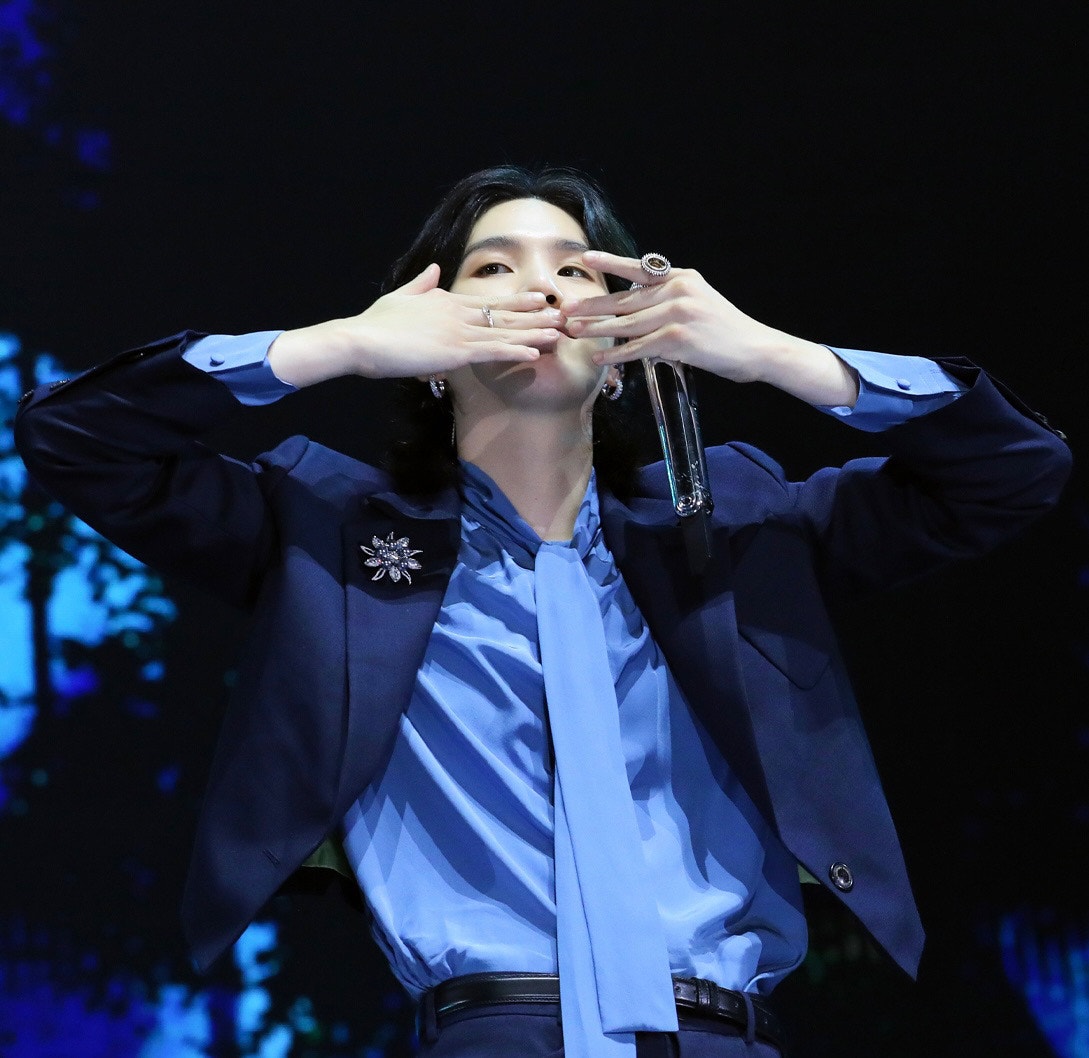 BTS Community Posts to_SUGA 2025年までの期間を 少しだけ待っていてください と伝えてくれたユンギさん