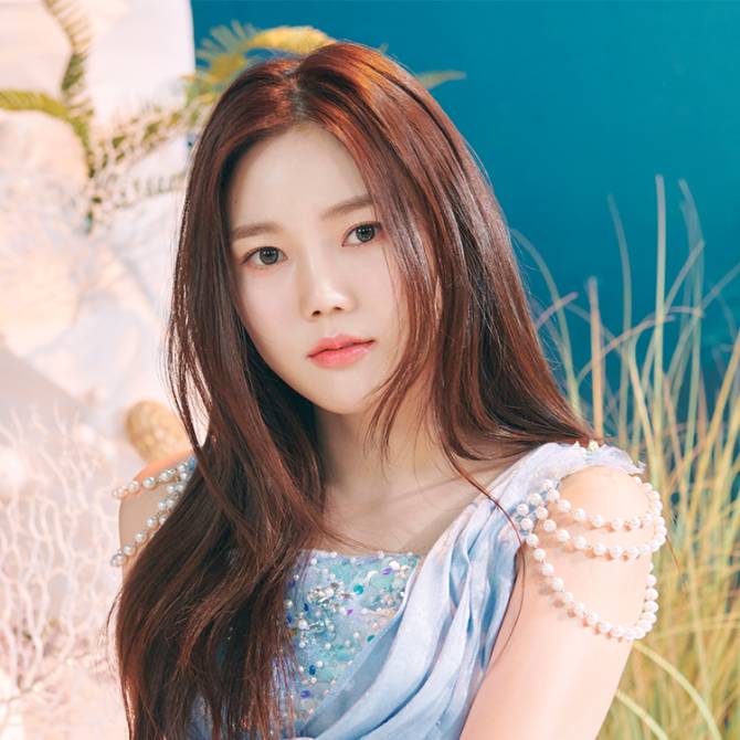 Most recent profile image for OH MY GIRL HyoJung