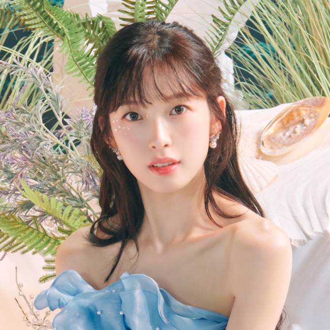 Most recent profile image for OH MY GIRL Arin