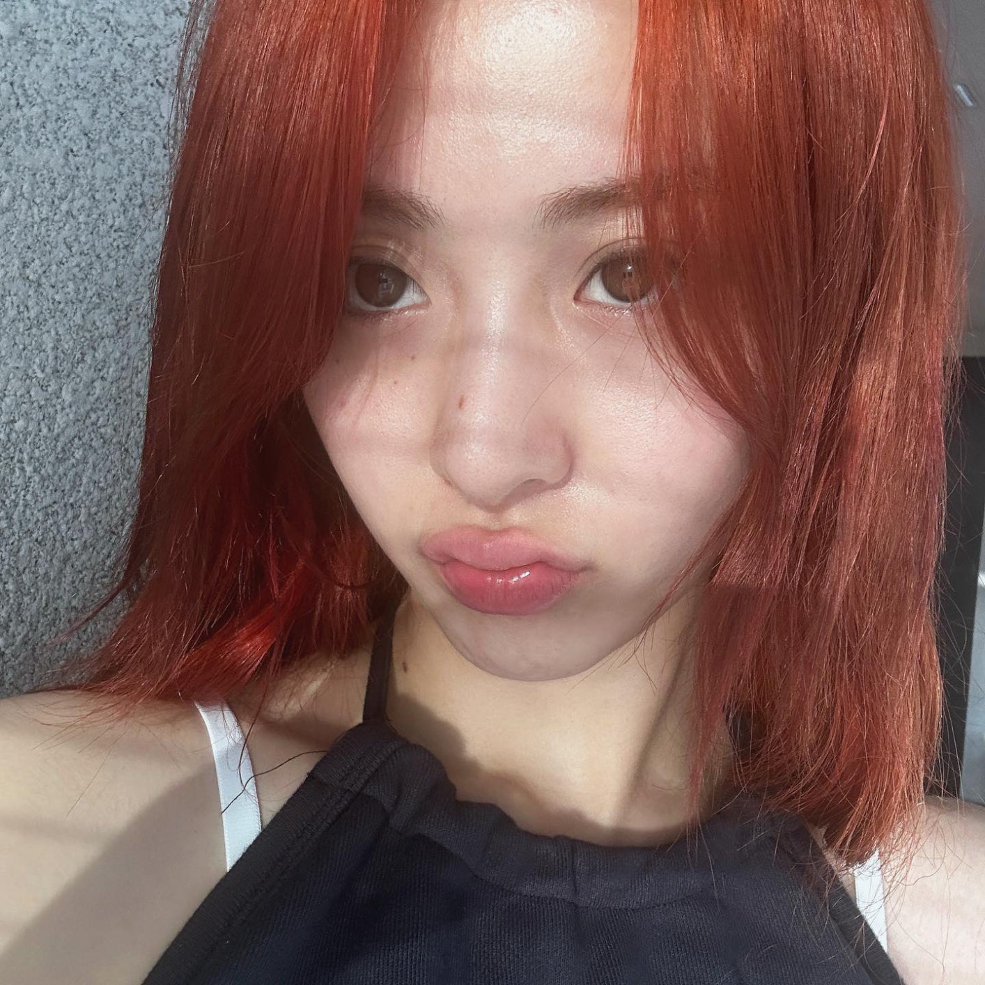 LE SSERAFIM Community Post - 허 댕 이쁘다🥰