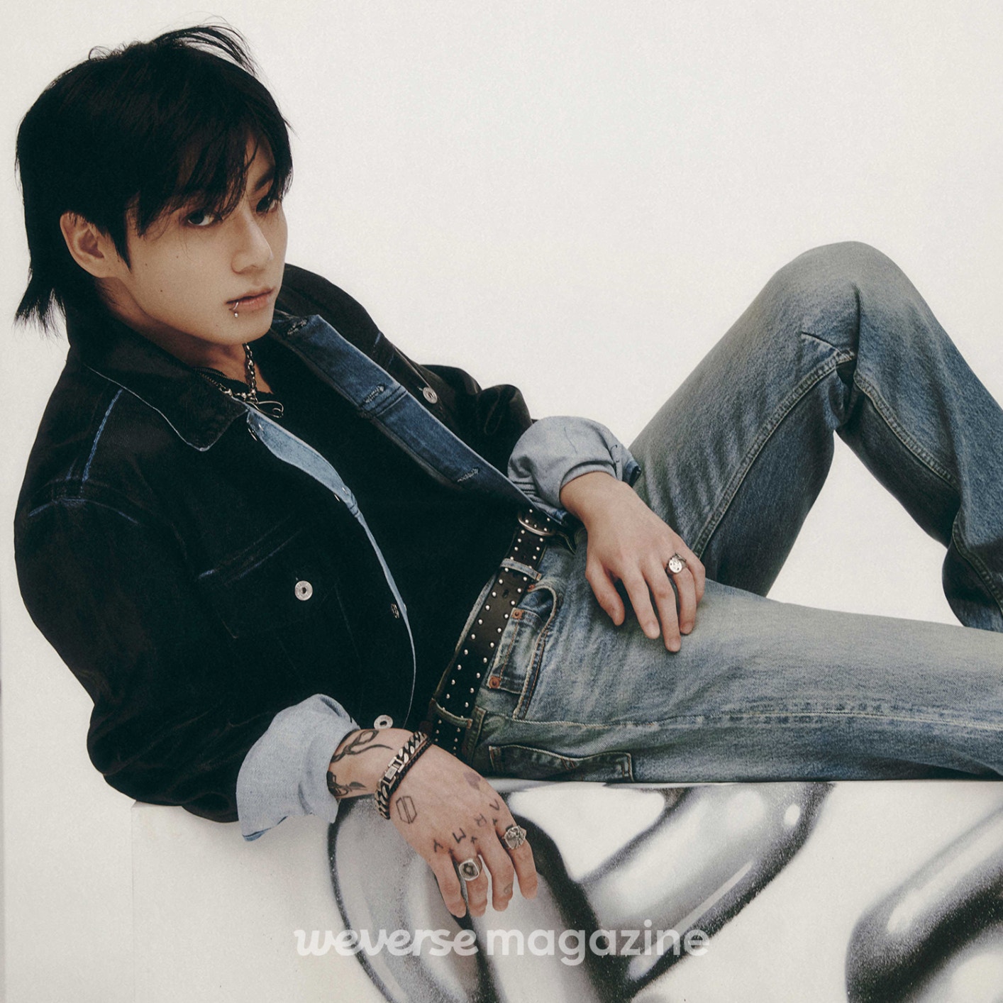 weverse-bts-image-magazine-jung-kook-universal-pop-star