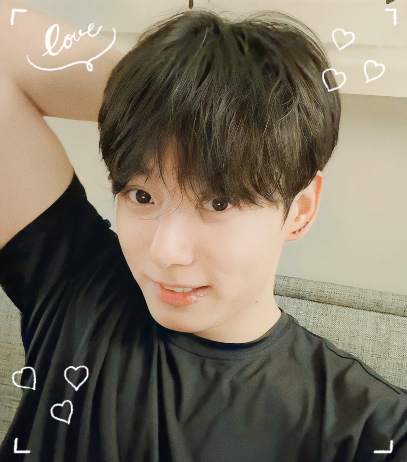 Bts Community Post 💜정국시🐰💜 좋은 아침☀ 잘 잤어 감기 안 걸렸어 정국이 세상에서 가장 좋아합니다♥ 정구기답게 재미있게 보내세요☺️ 오늘도 행복