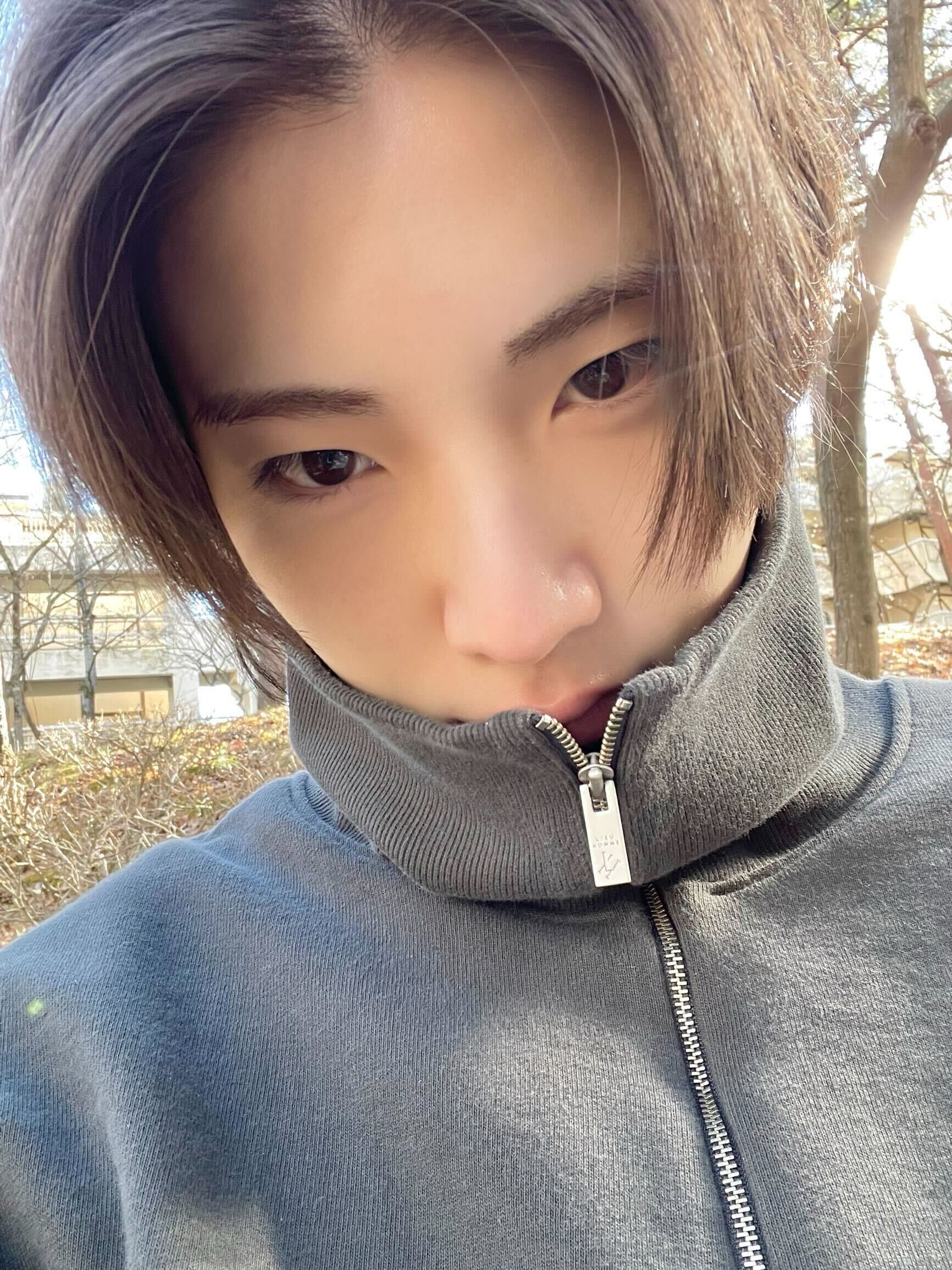&TEAMコミュニティの投稿 - 12月が始まりましたね ❄️ 12월이 시작