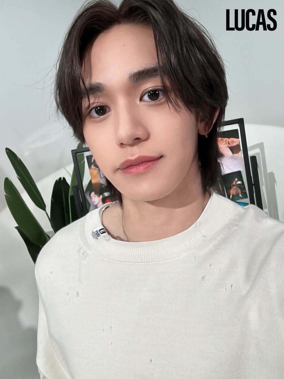 Weverse LUCAS Image - #2024.04.01 #LUCAS #‘Renegade’ Countdown Live