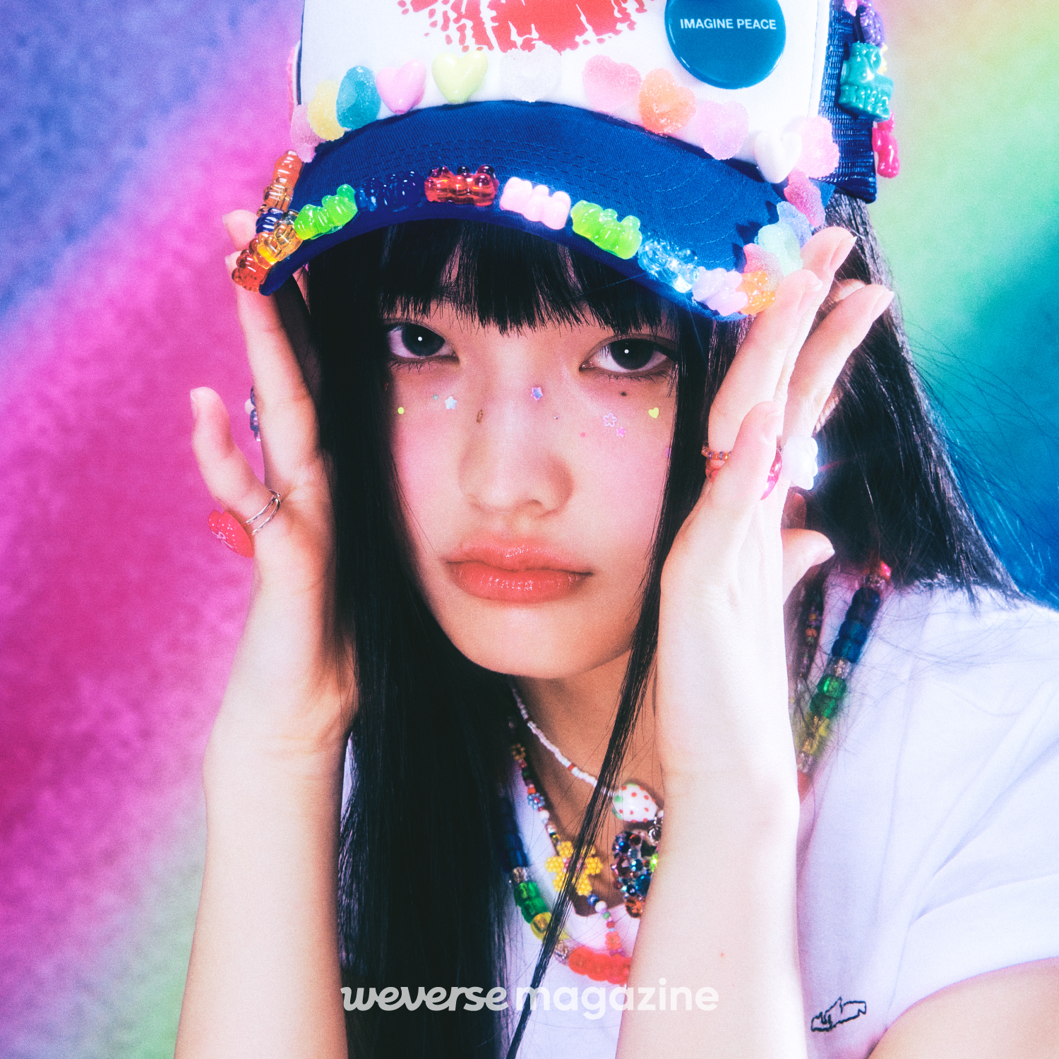 WeverseILLIT圖片 - [Magazine] IROHA: “Happiness, to me, is feeling