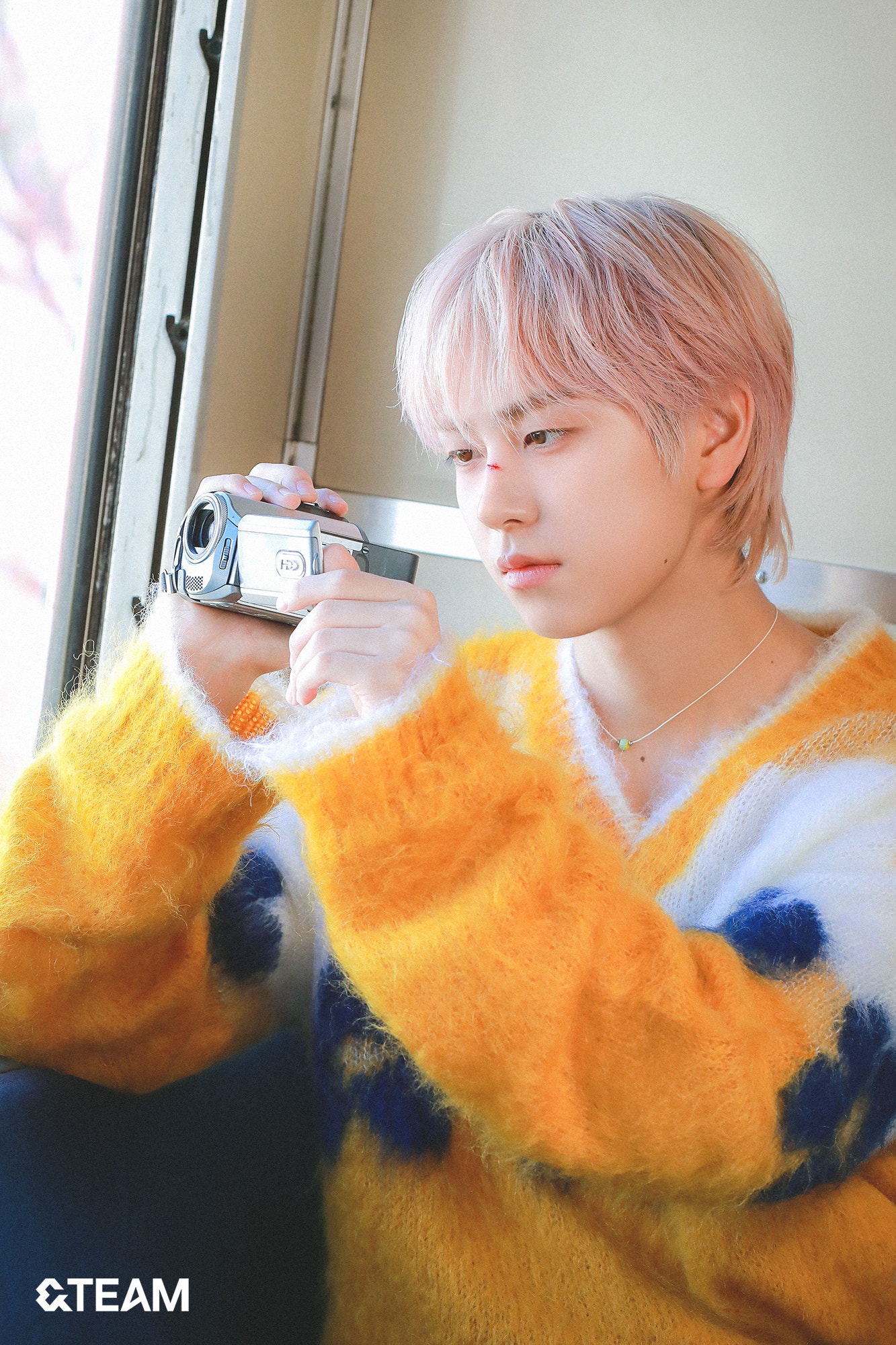 Weverse &TEAM 画像 - 1st SINGLE「五月雨 (Samidare)」Jacket Shoot