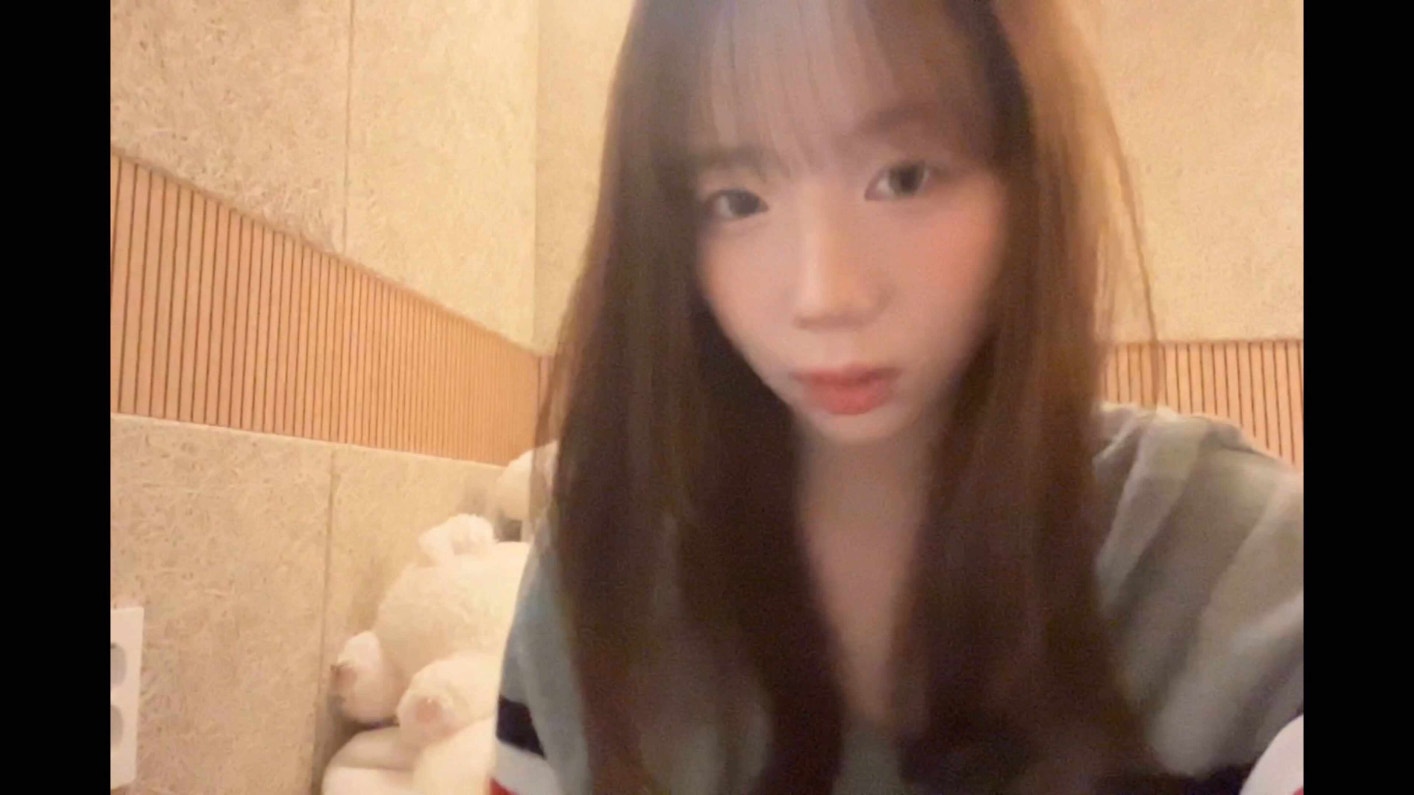 그래서 설레는 마음에 요즘 제가 자주 듣는 노래에요🐳 귀엽게 봐주세요🌼 오늘 하루도 행복하게 보내요 클리키🫠🤍 - 혜주 CLASS:y... 