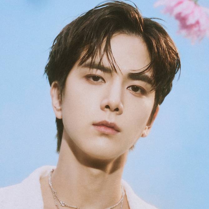 Most recent profile image for THE BOYZ YOUNGHOON