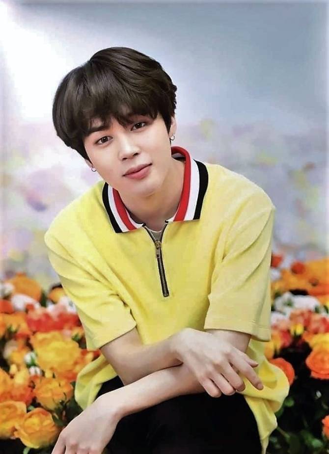 Bts Community Posts 🐣 지민시 ⏰jimin Time 민아 세상에 태어나서 수많은 사람들에게 기쁨을 주는 너 부모님께 평생 감사할 일이지 고맙습니다 💐