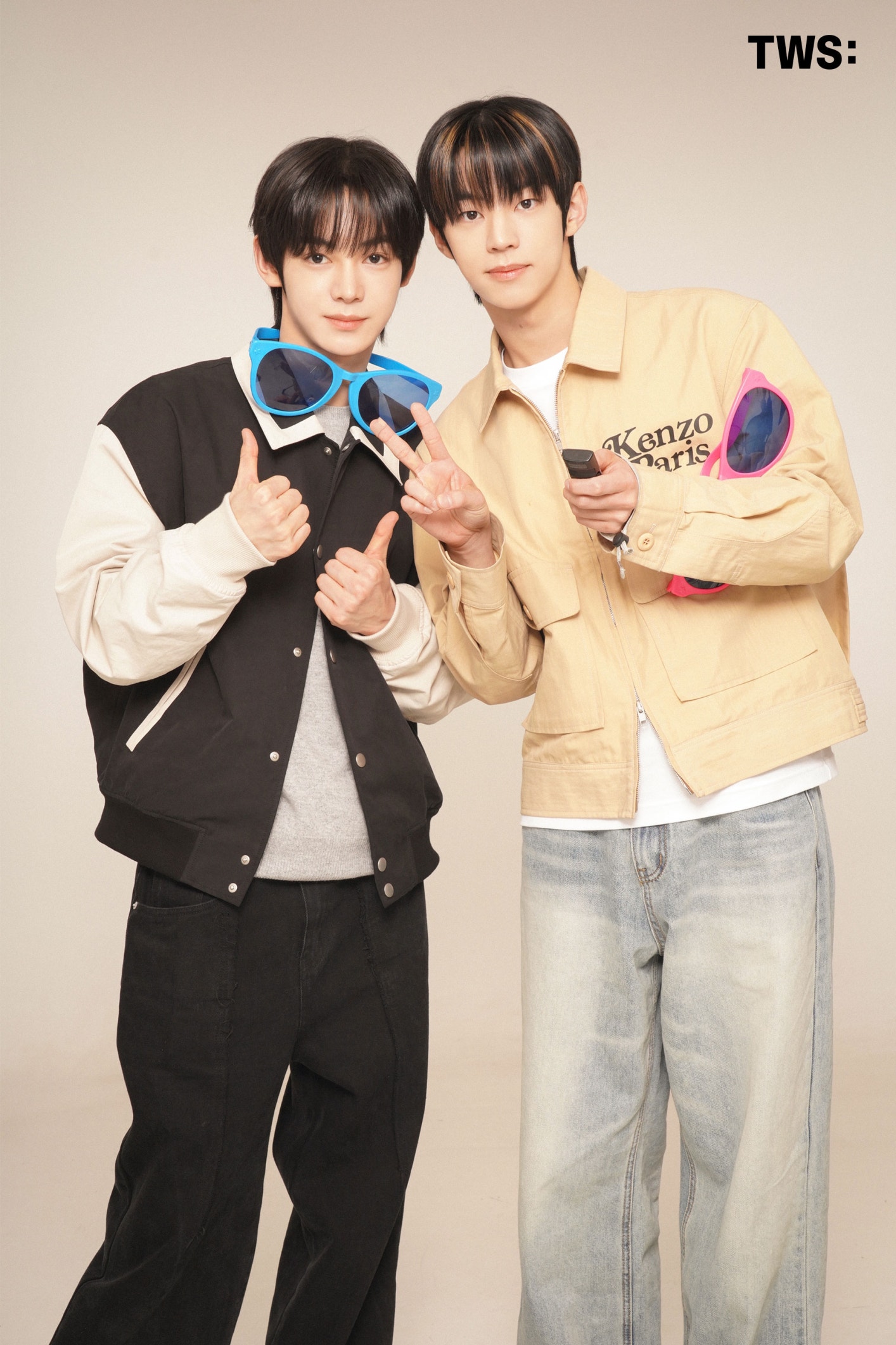TWS Community Post - Behind cut💙 - DOHOON