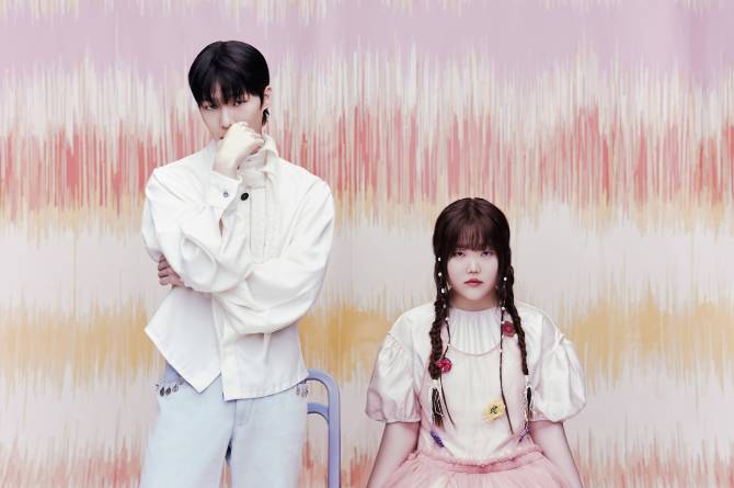 Most recent profile image for AKMU