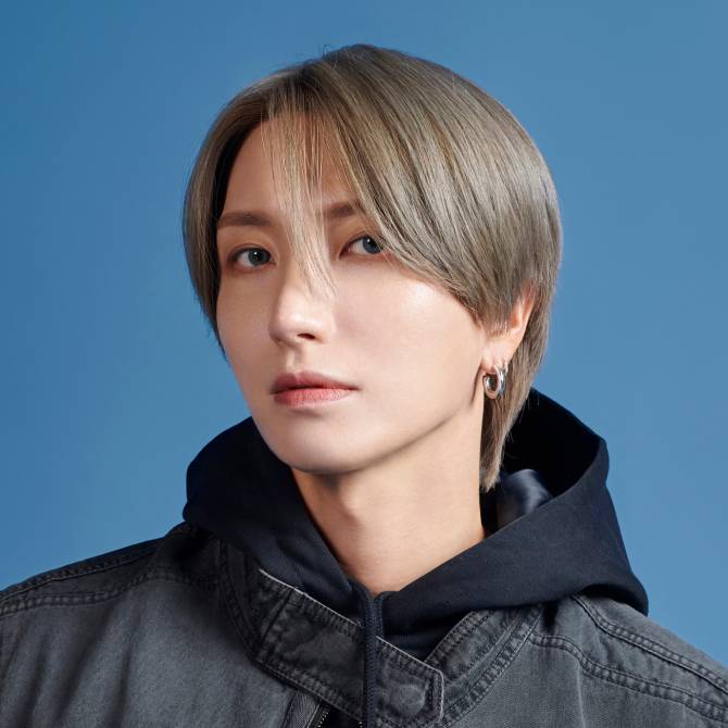 Most recent profile image for SUPER JUNIOR LEETEUK