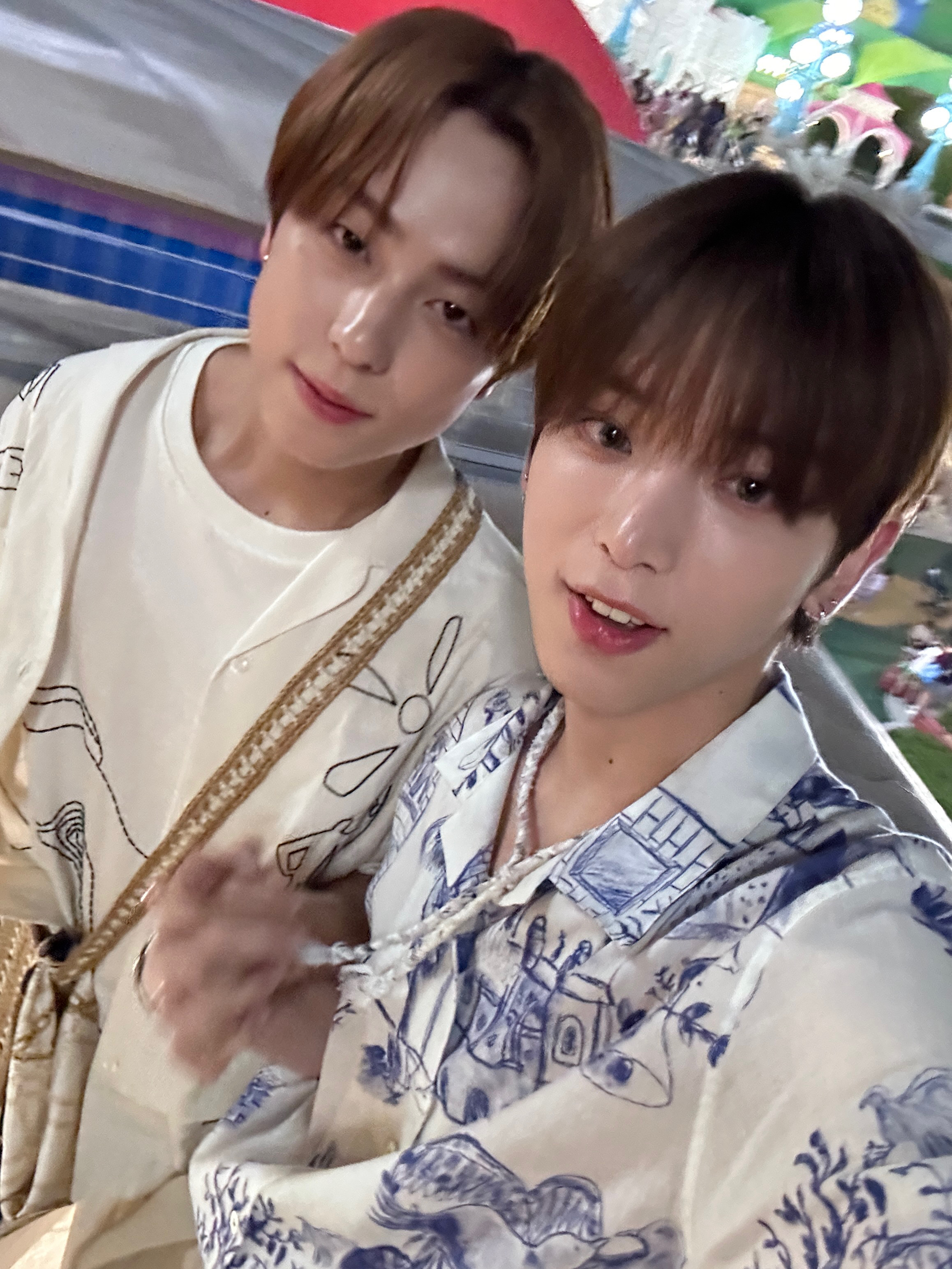 &TEAM 커뮤니티 포스트 - USJの思い出🌻´- ダニエルくんとキティちゃん