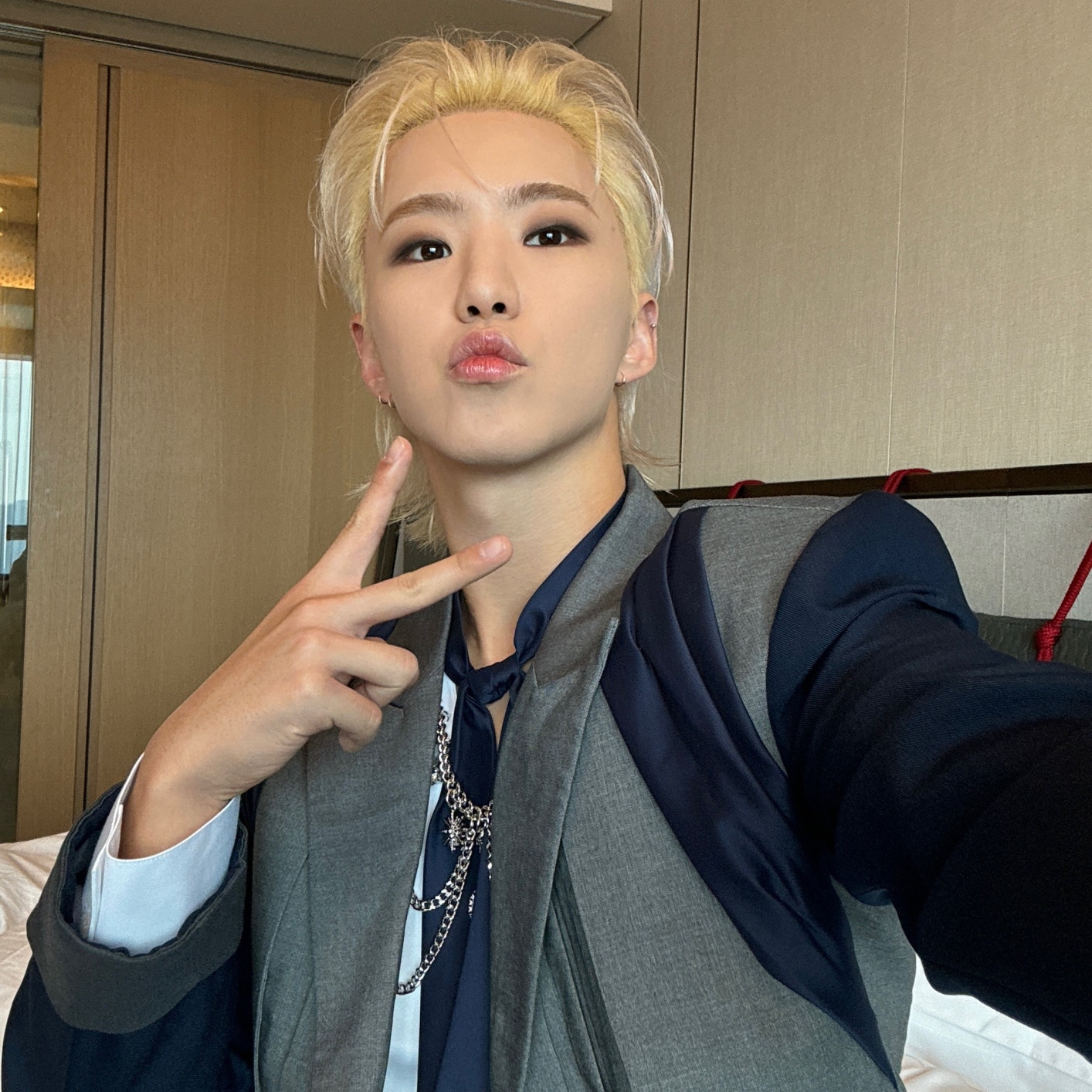 seventeen-community-posts-hoshi