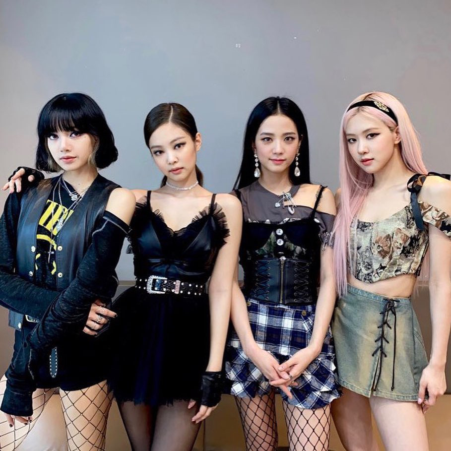 BLACKPINKコミュニティの投稿 - #our_area_with_blink I have