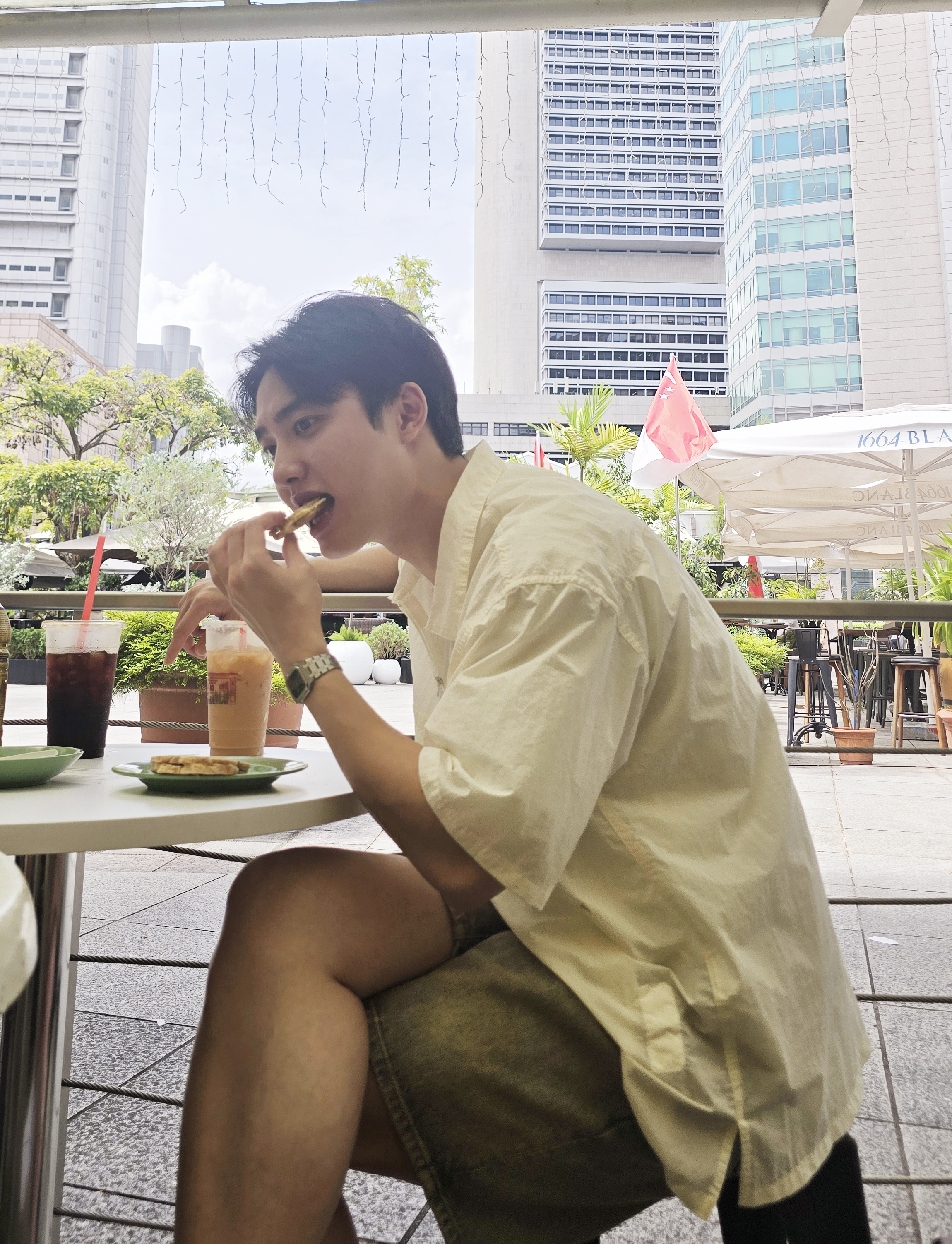 EXOコミュニティの投稿 - tHiS PiNGu tHat LoVeS tO eAt      DOH