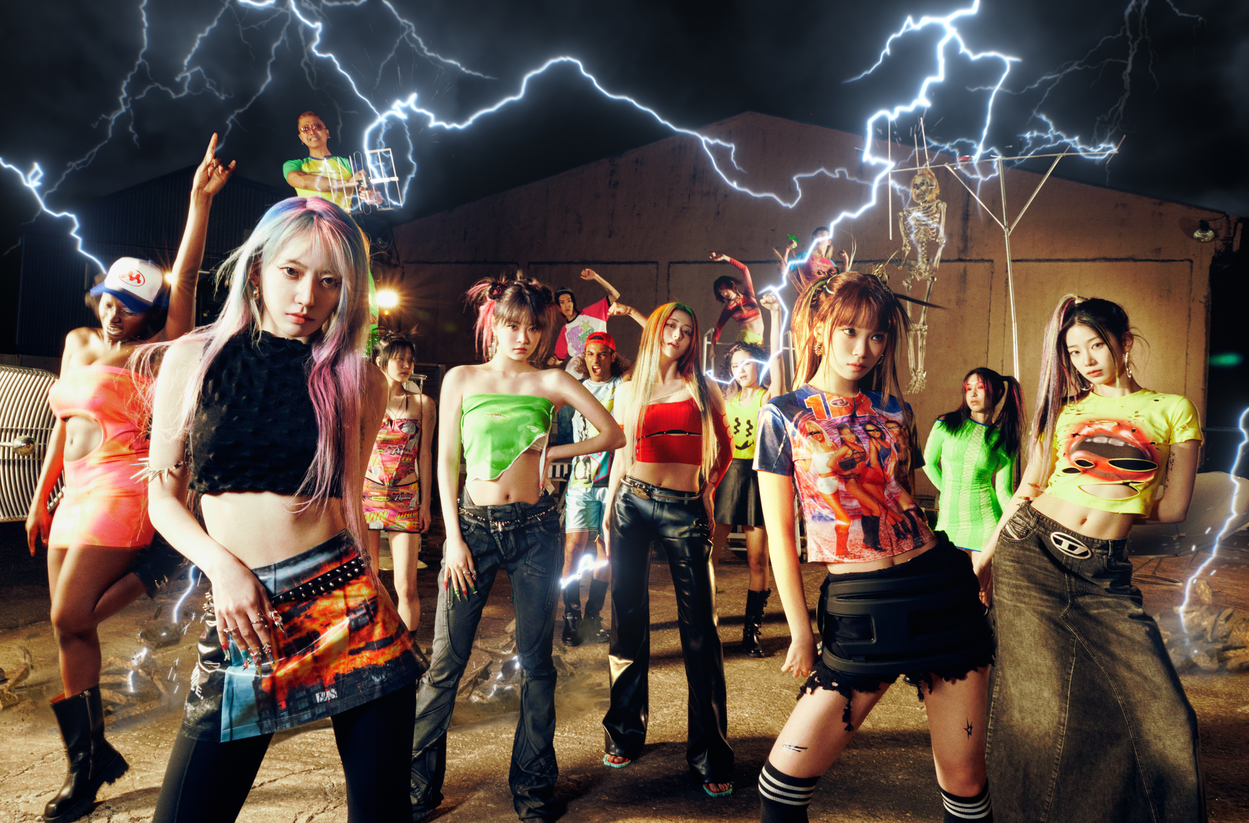 le sserafim thunder party ZONE 10枚セット Weverse LE SSERAFIM Image - 'CRAZY' THUNDERING CEDAR