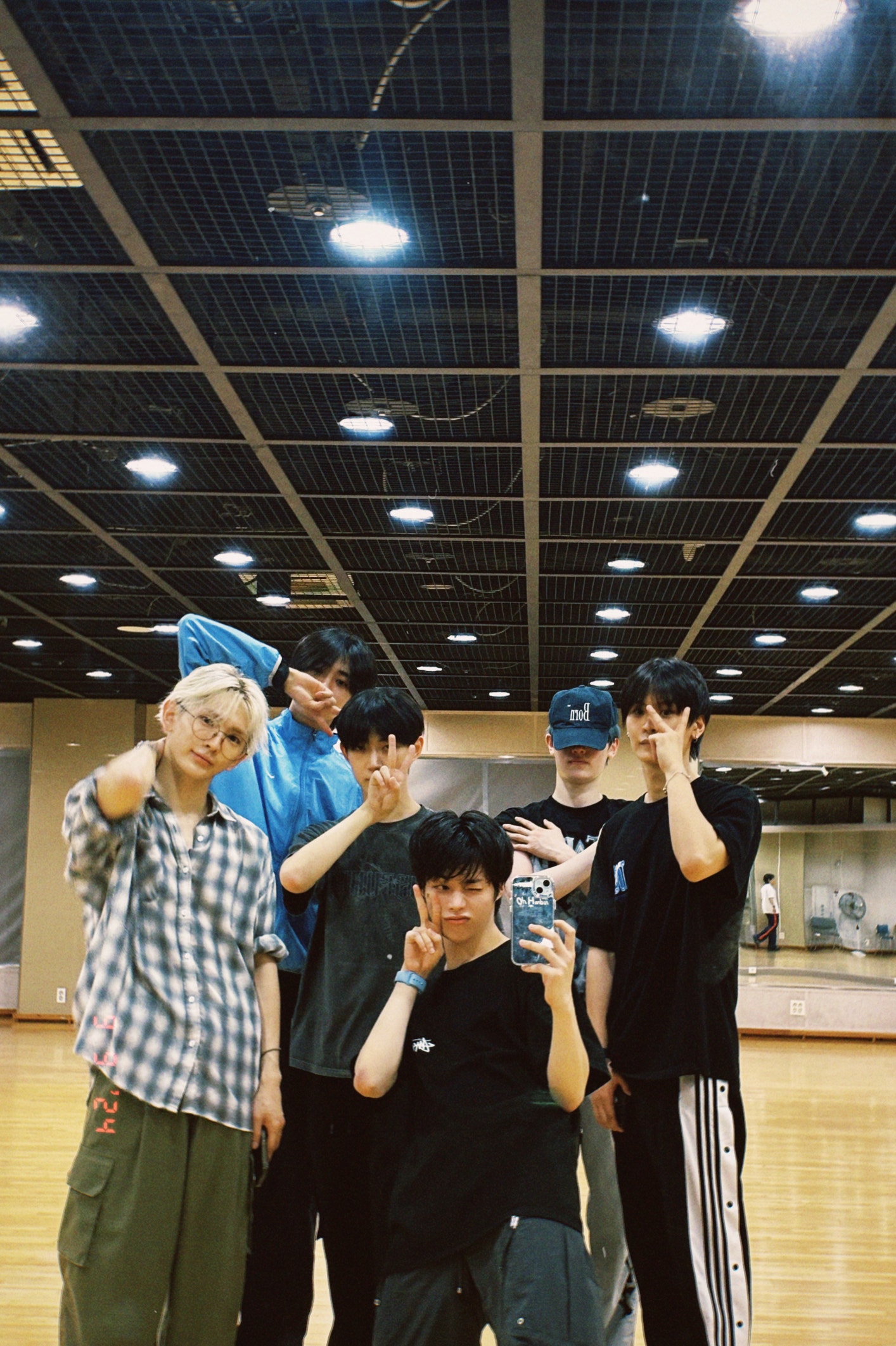 TEMPEST Community Post - 연습 췍 - HANBIN