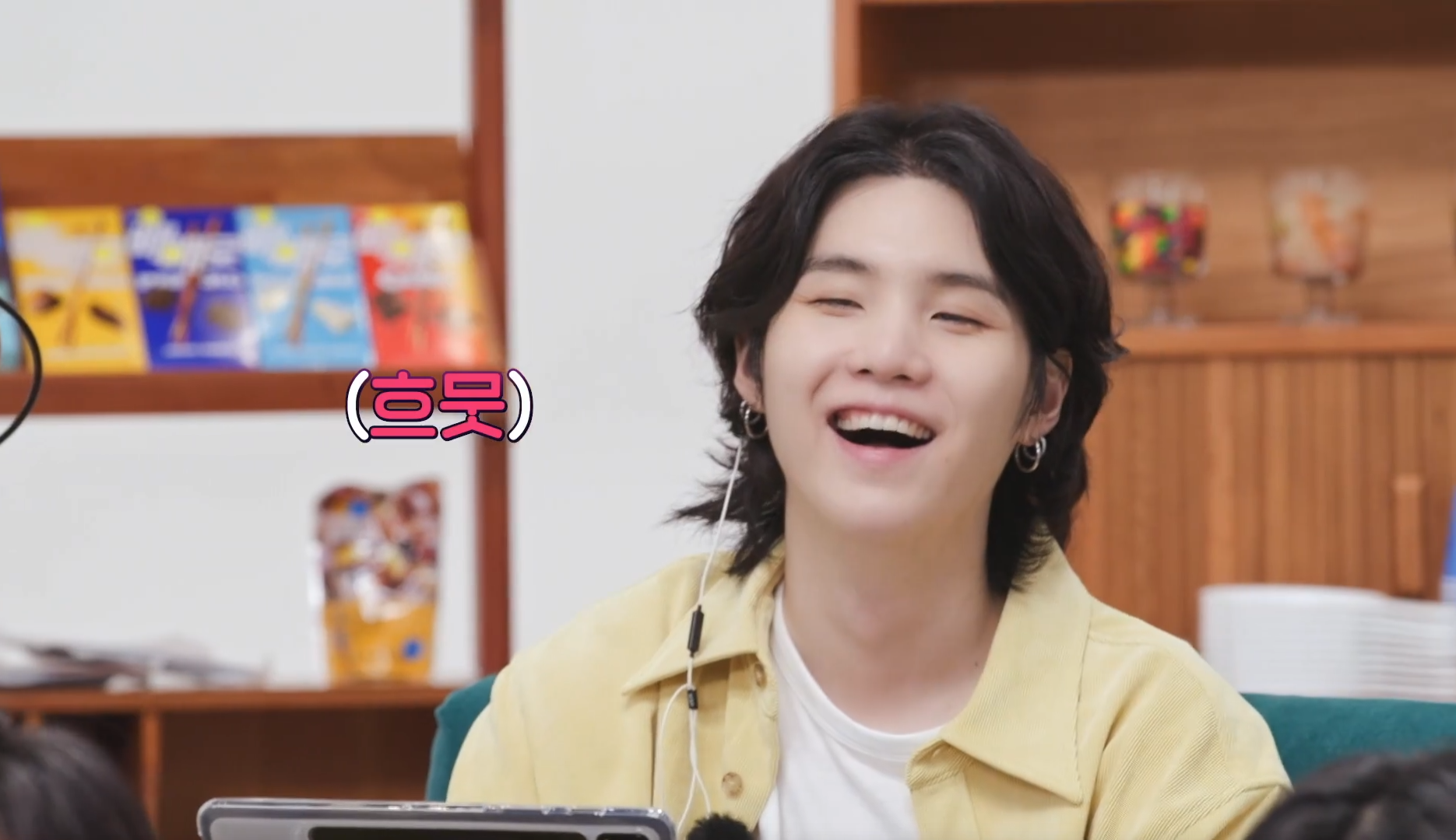 BTS Community Post - 윤기 시 ユンギや 今日は、、、 110番の日