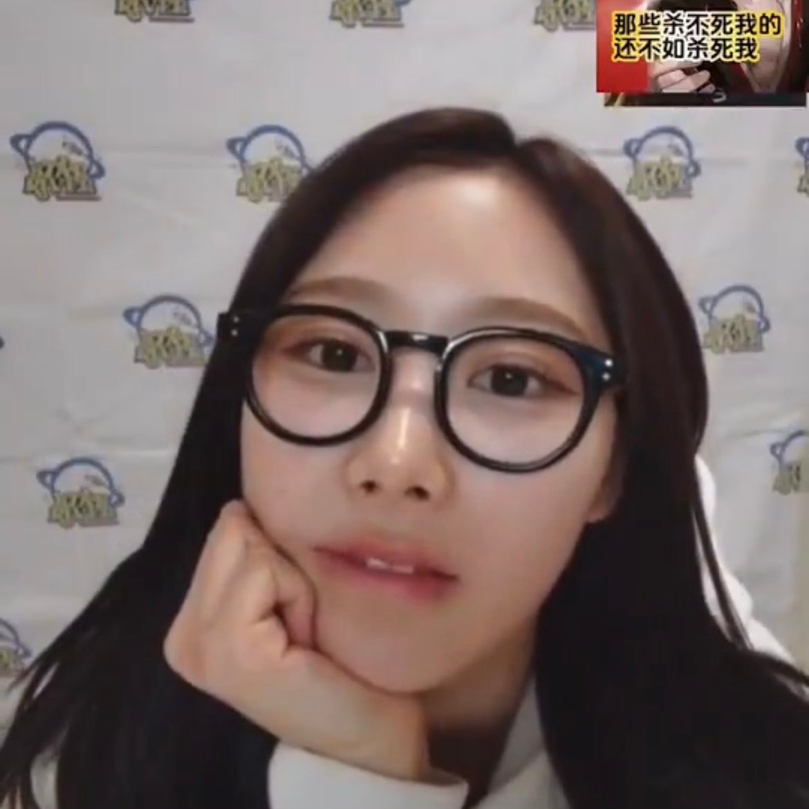 Weverse zone Community Post - whats your major🤓☝🏻