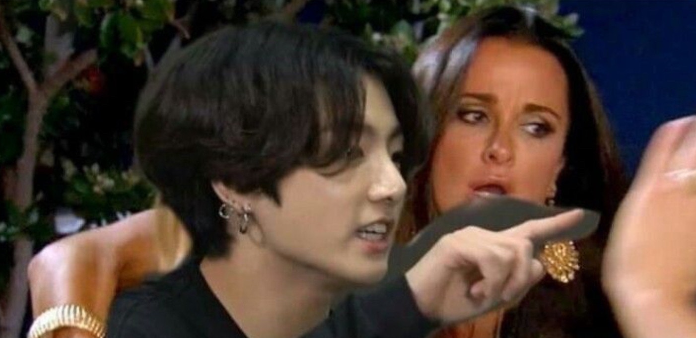 Weverse zone Community Post - when i tell someone i'm a kpop stan but i ...