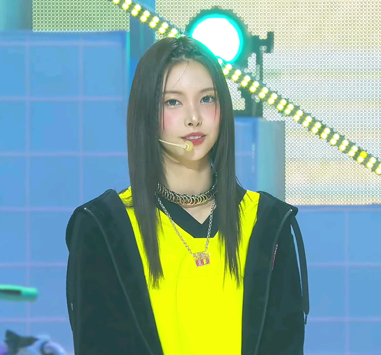 ILLITコミュニティの投稿 -