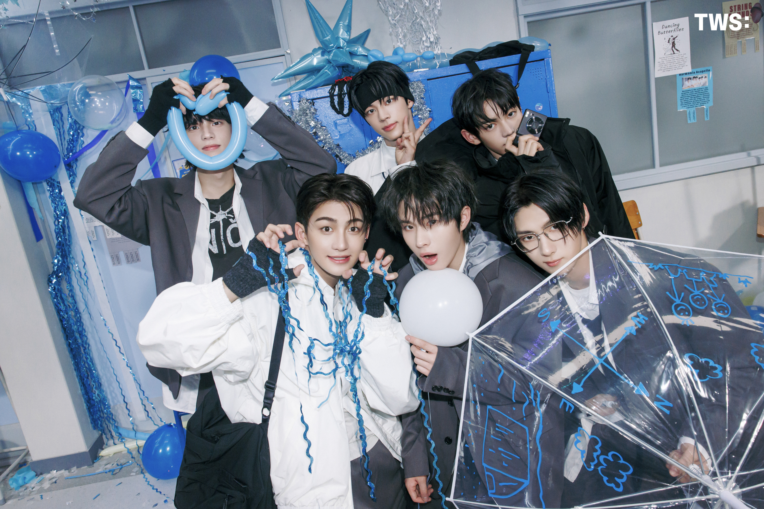 Imagen de TWS de Weverse - TWS (투어스) 'Last Bell' Jacket Photo