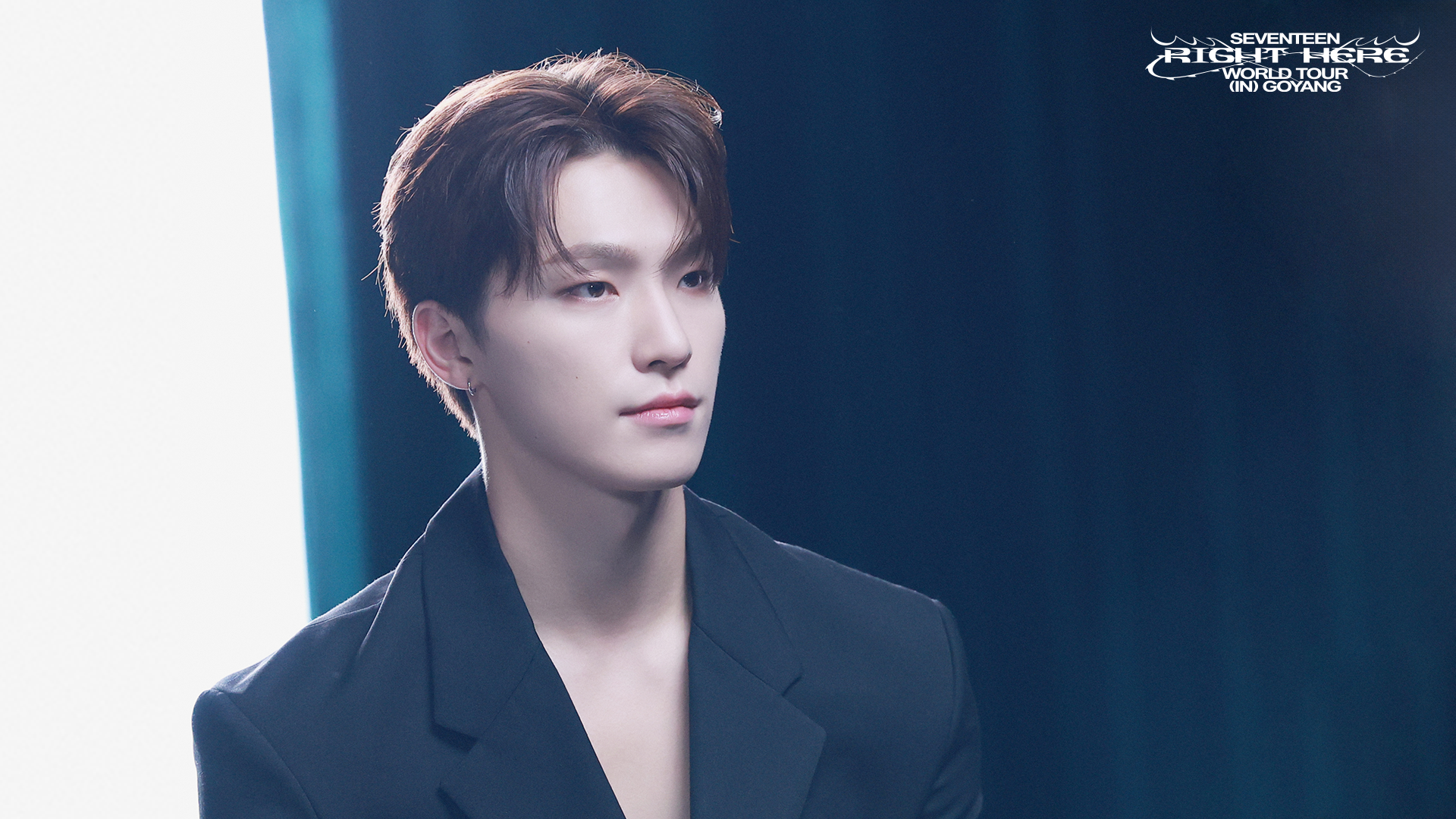 WeverseSEVENTEEN Media - SEVENTEEN WORLD TOUR [RIGHT HERE] (DINO
