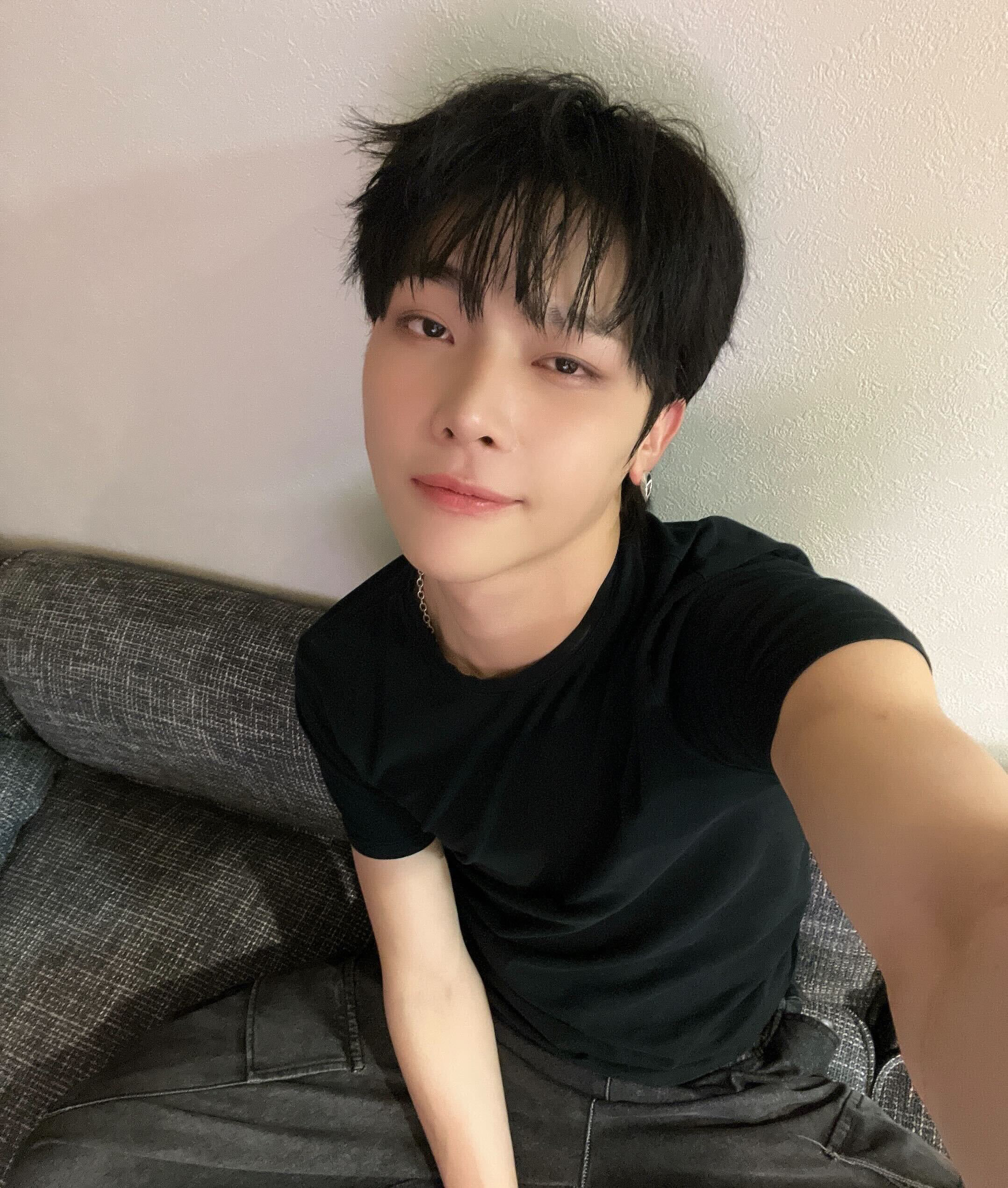 andTEAM ニコラス weverse ホロ we 326419e2-6d79-4316-9b0e-