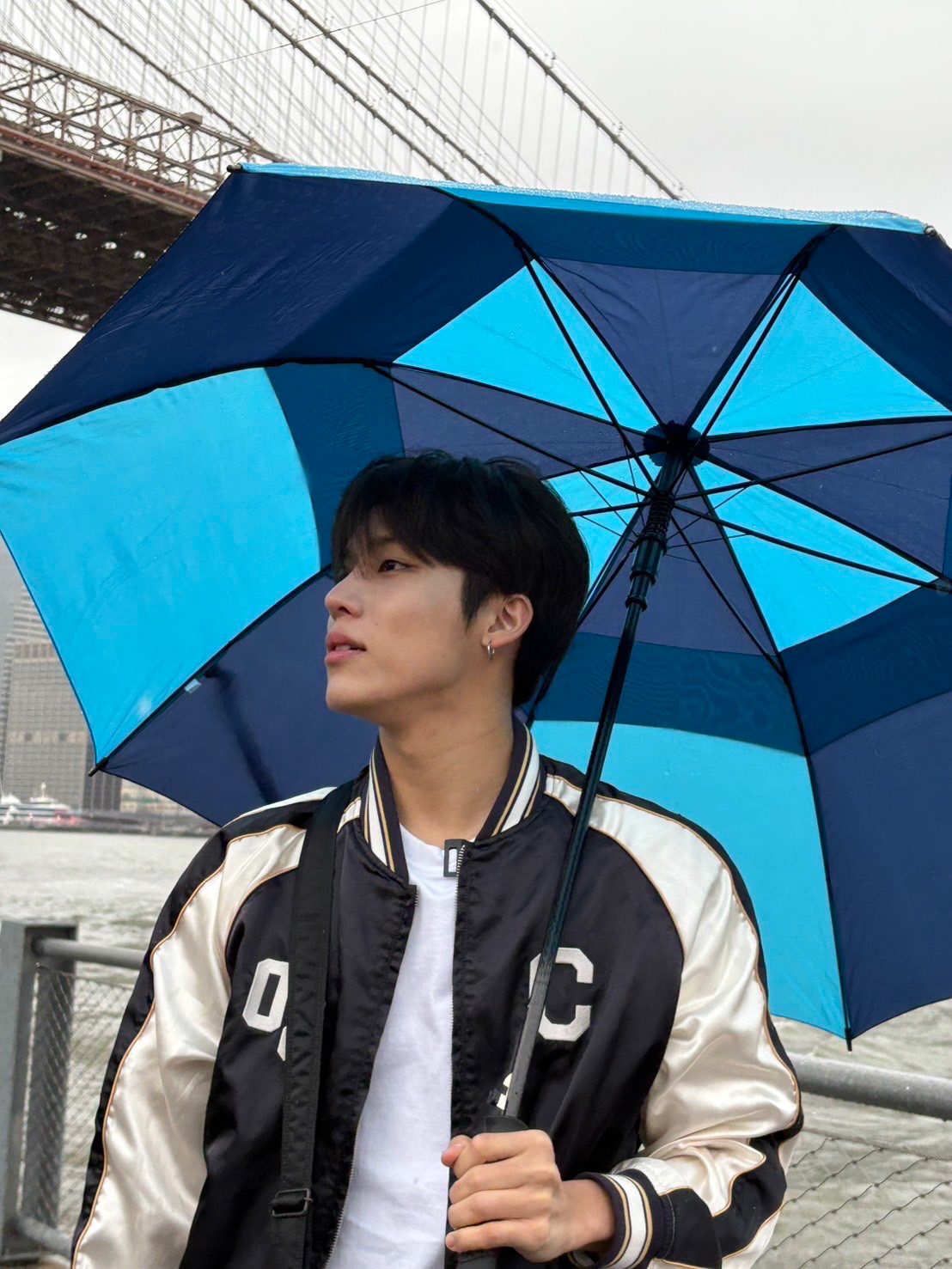 TREASURE パクジョンウ　直筆サイン入りCD 박정우 싸인 앨범 박정우(TREASURE) (r455 판) - 나무위키
