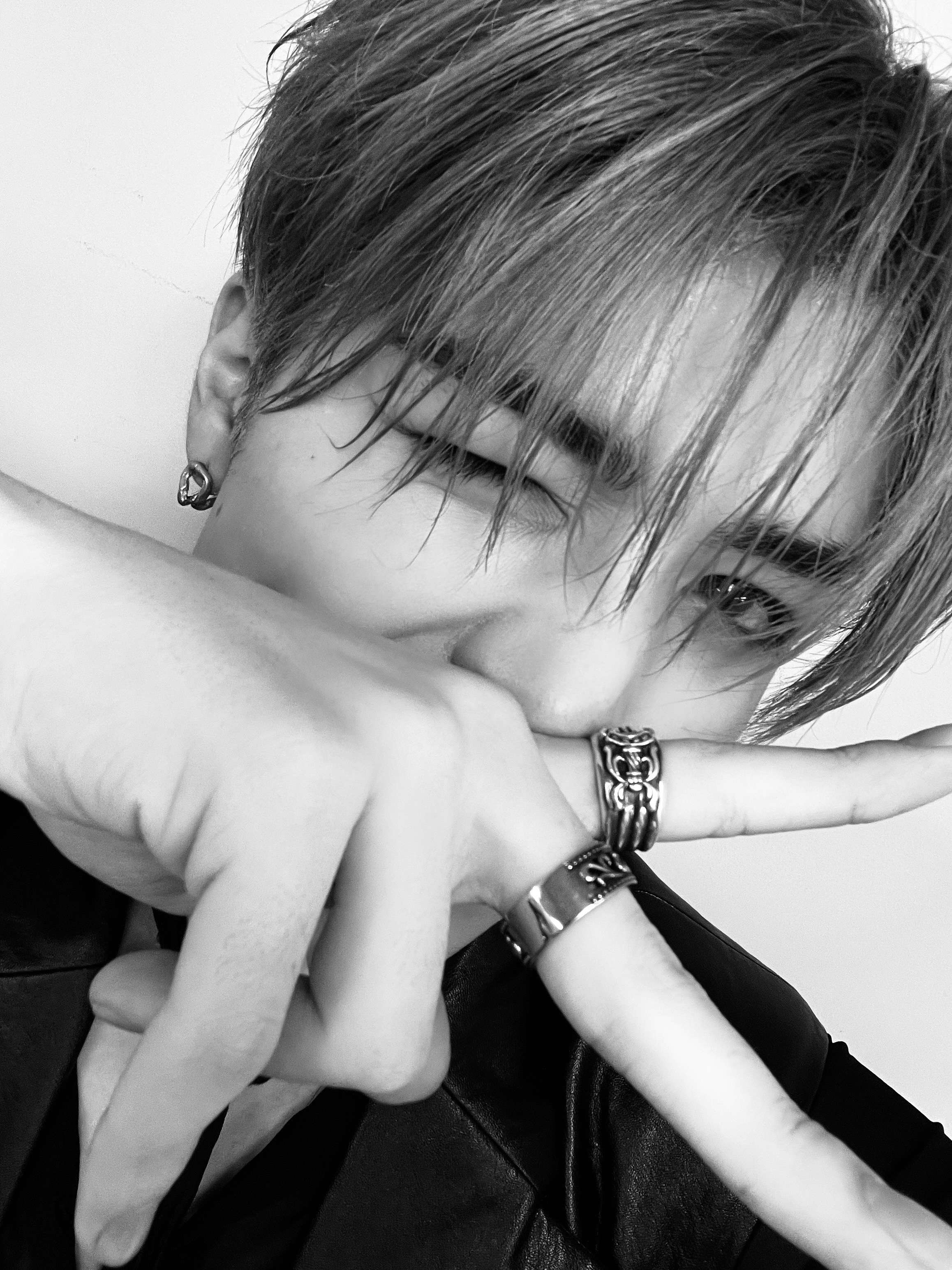 &TEAM 커뮤니티 포스트 - 👩🏻‍🎤🧑🏻‍🎤👨🏻‍🎤 - MAKI