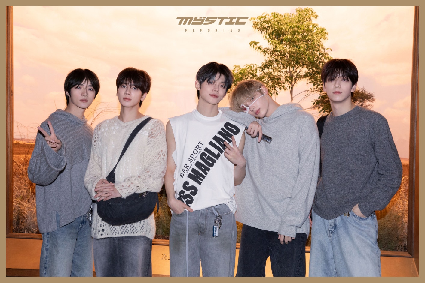 アイドル TOMORROW X TOGETHER MEMORIES : MYSTIC TXT - TOMORROW X TOGETHER MEMORIES : MYSTIC | KPOPMART.COM