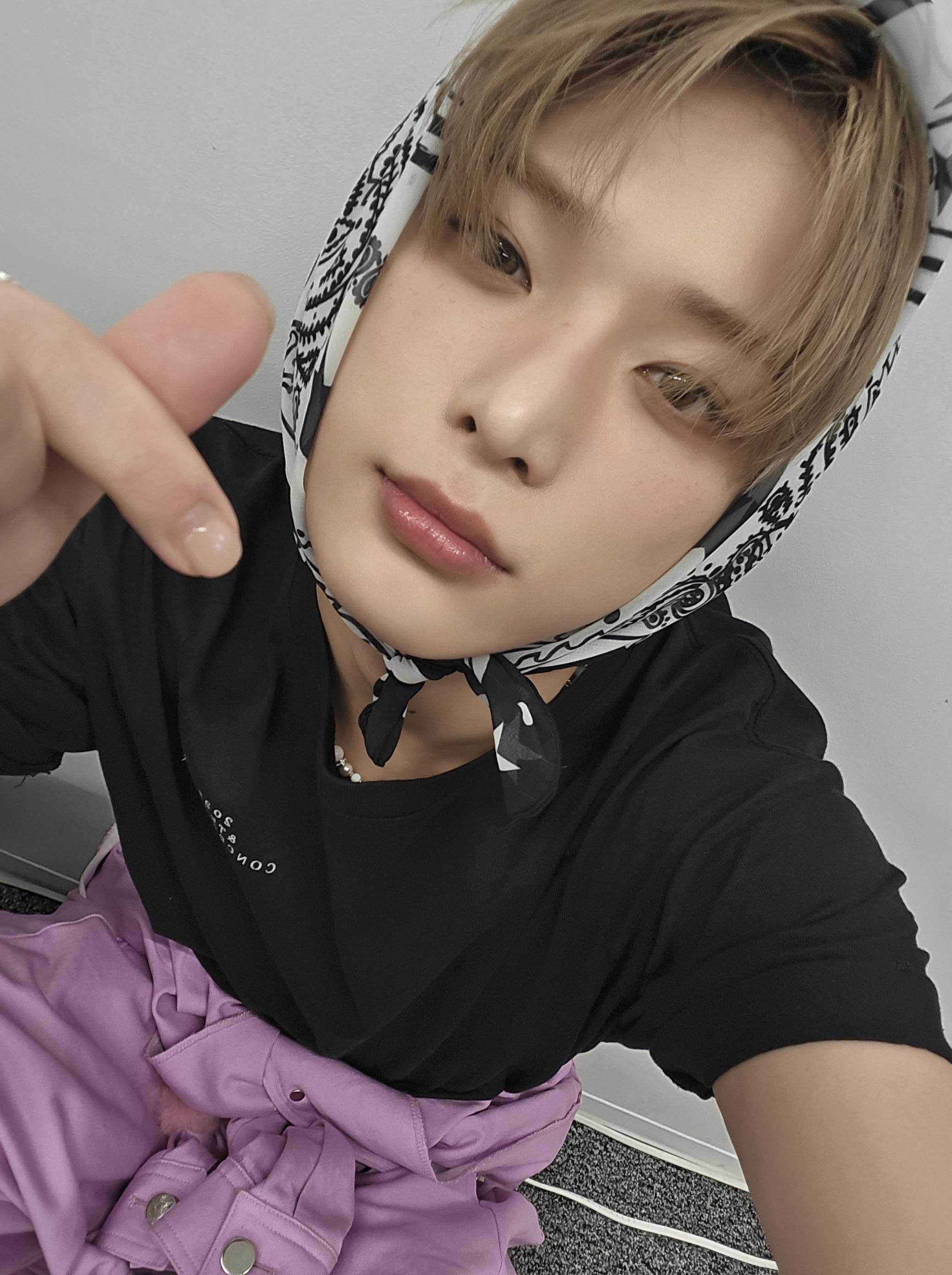 Weverse_6e932.jpg