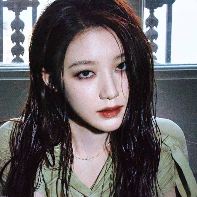 i-dle (아이들) SHUHUA的最新個人簡介圖片