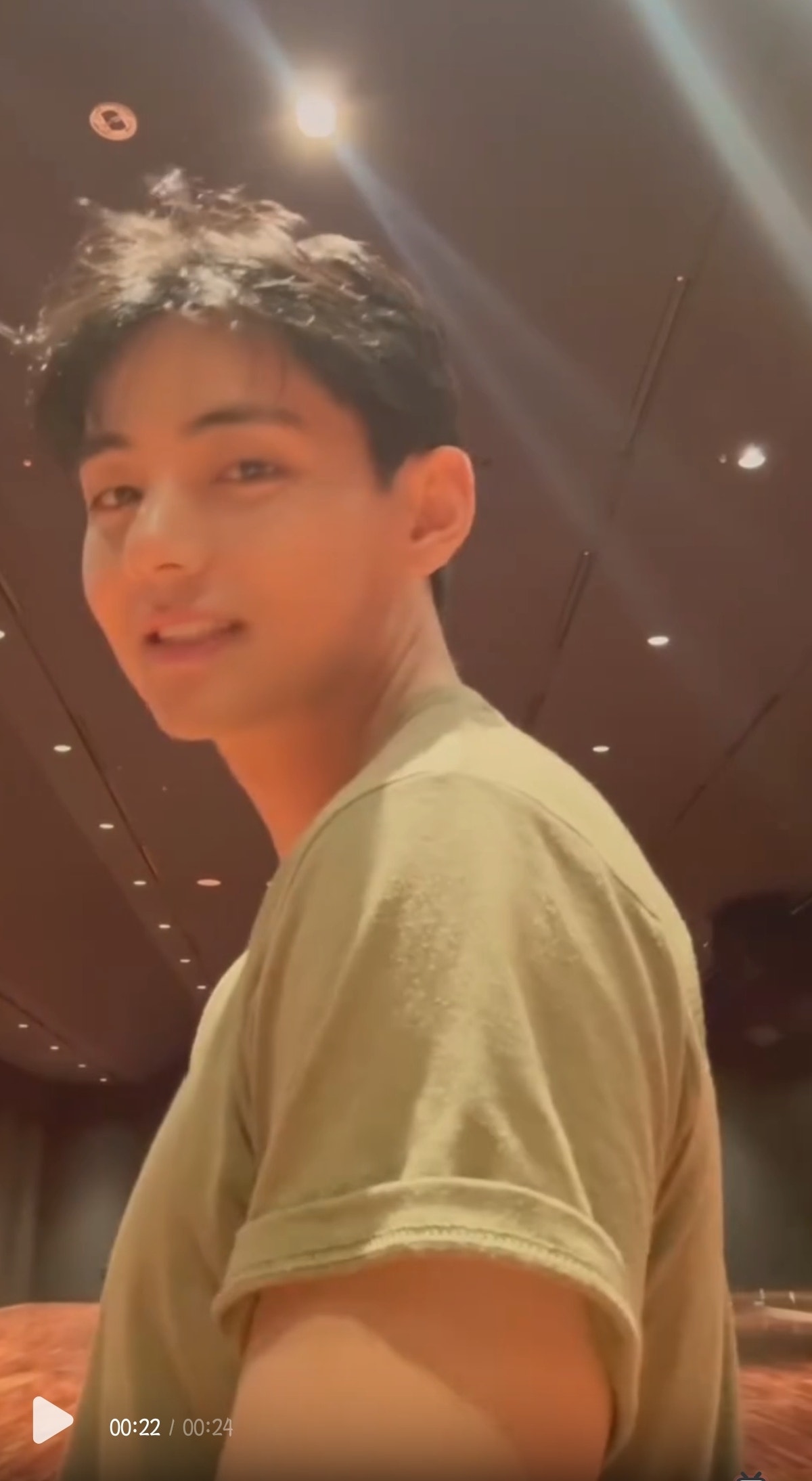 BTS Community Post - 好好休息!!! 푹 쉬다!!!! 김남준 김태형 박지민, 전정국.!!!