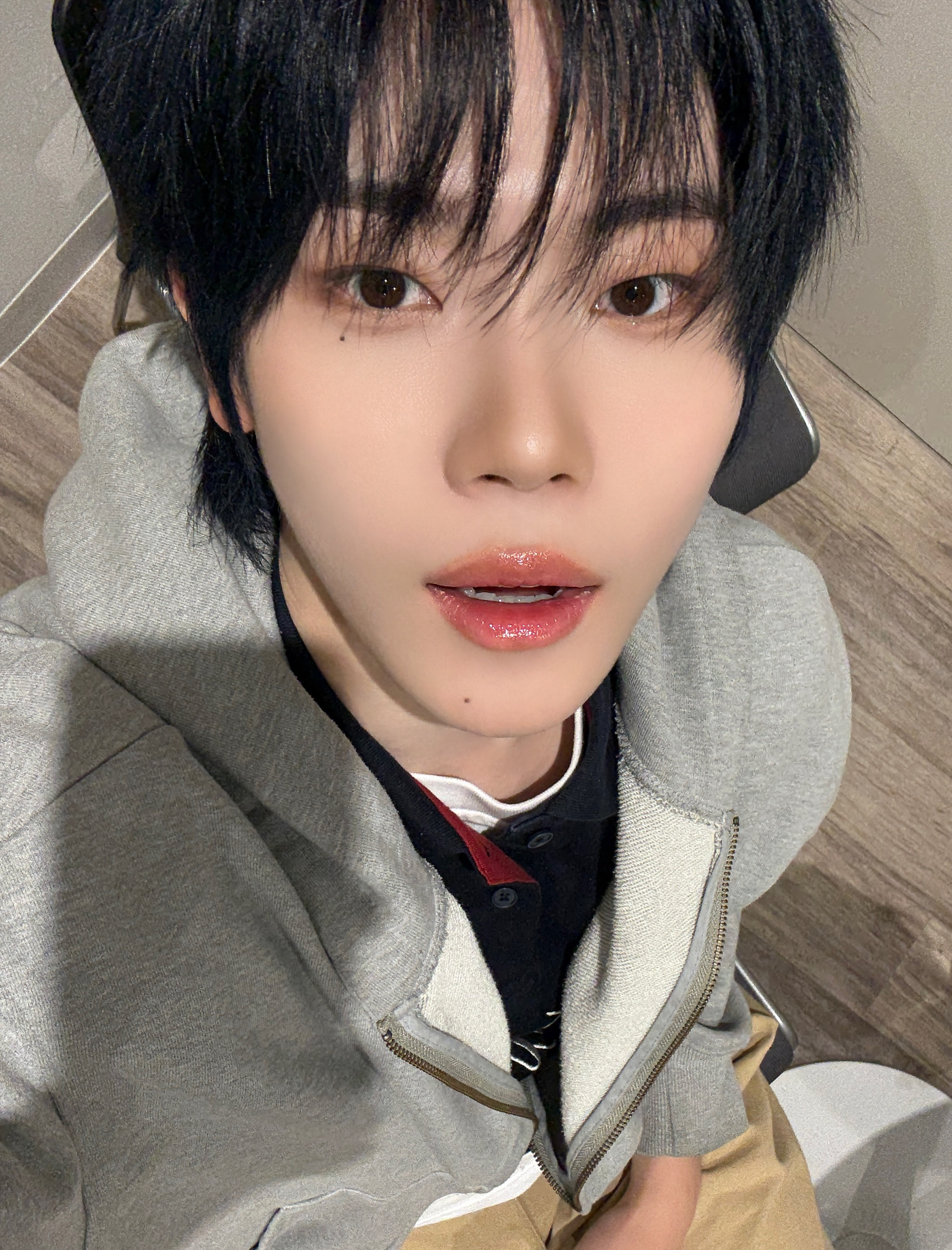 CLOSE YOUR EYES社群貼文 - 🙌🏻 - JANG YEOJUN