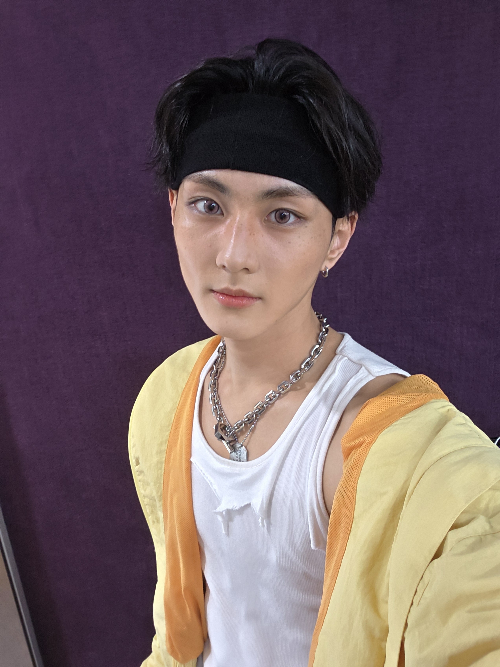 ENHYPEN Community Post - Outside 첫방 끝!! - JUNGWON