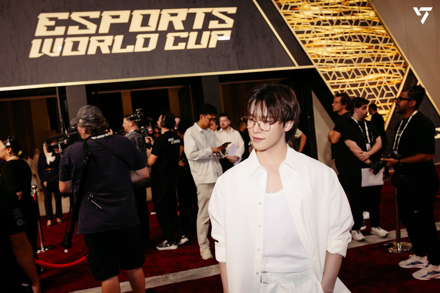 SEVENTEEN weverse con ディノ image.jpg