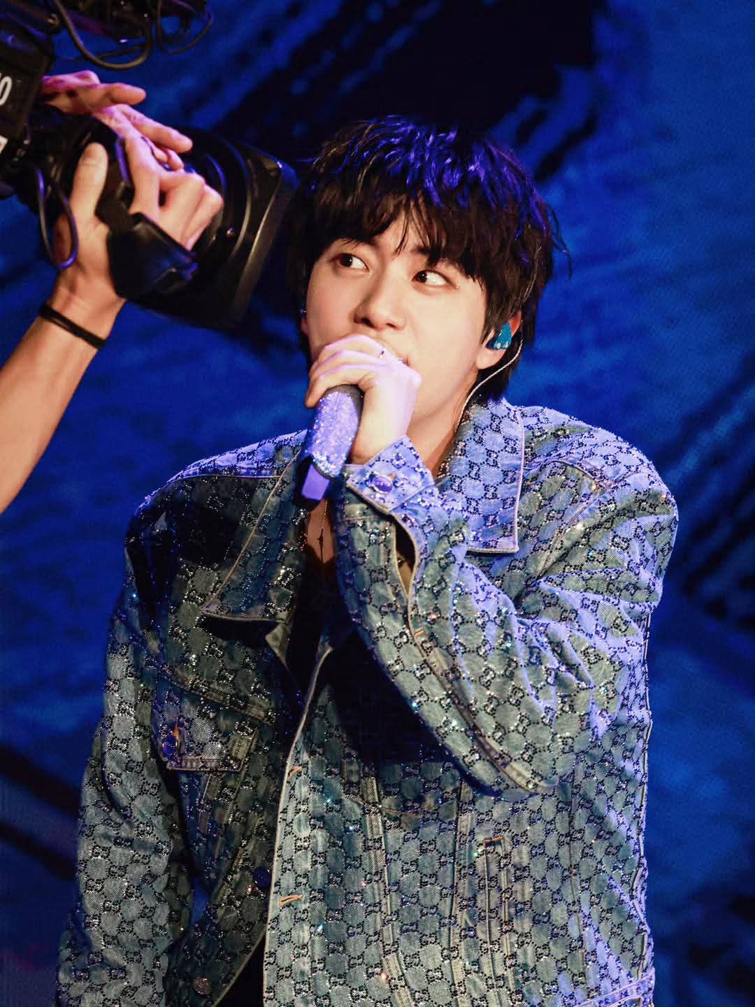 BTSコミュニティの投稿 - 💝✨ JIN Instagram post 😍 #bts_proof#jin
