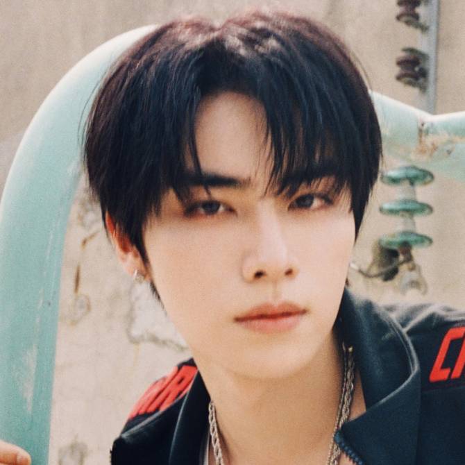 Most recent profile image for WayV XIAOJUN