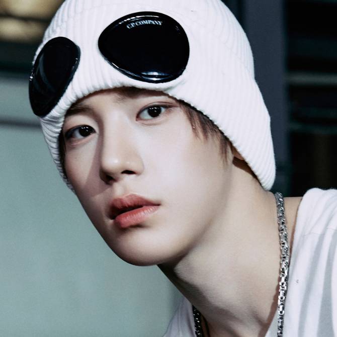 Most recent profile image for CLOSE YOUR EYES SONG SEUNGHO