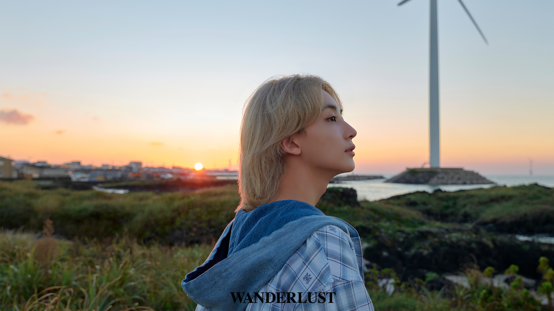 SEVENTEEN Weverse ジョンハン Weverse SEVENTEEN Image - JEONGHAN 'WANDERLUST' PHOTOBOOK Preview