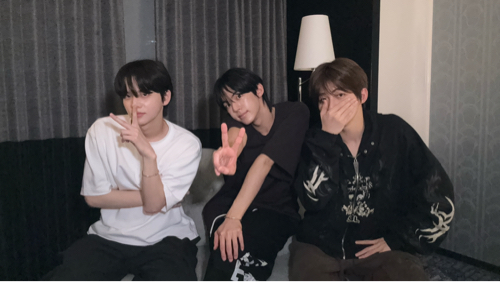 TWS weverse ラキドロ ユニット シニュ ヨンジェ TWS SPARKLING BLUE Weverse Japan 特典 ヨンジェ - メルカリ