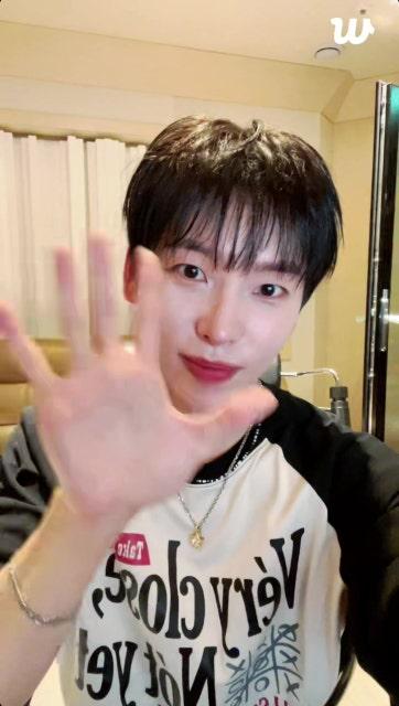 E'LAST ウォンジュン Weverse E'LASTコミュニティHighlight