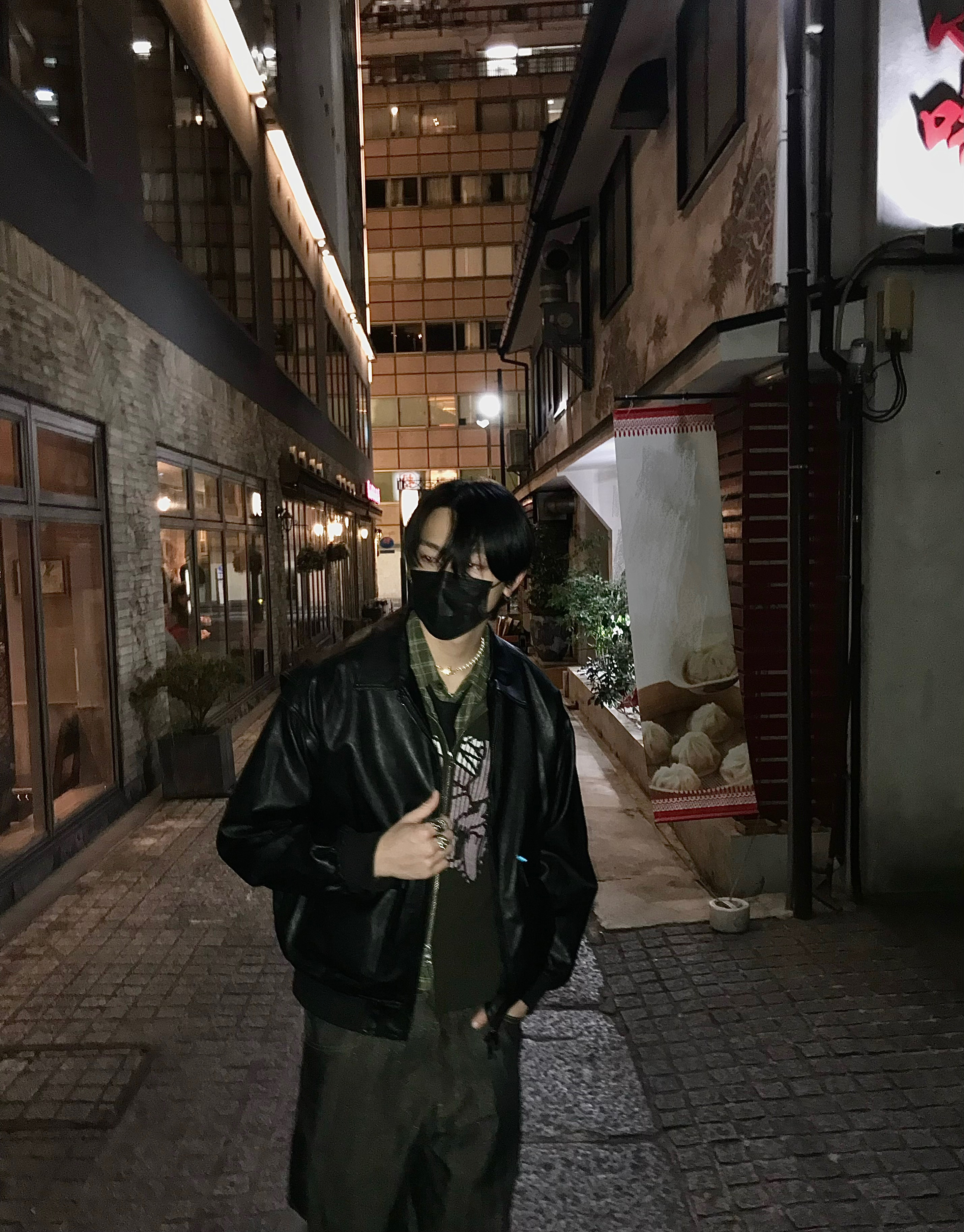 &TEAM Community Post - 🖤🖤 - NICHOLAS